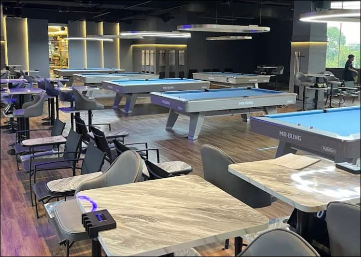 Universe Billiard & Lounge